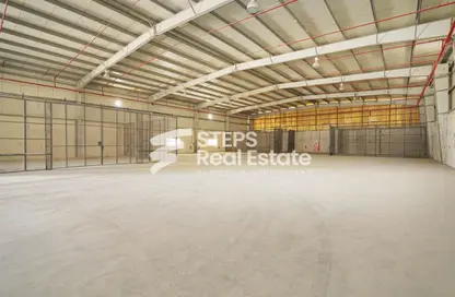 Warehouse - Studio for rent in Industrial Area 2 - Industrial Area - Industrial Area - Doha