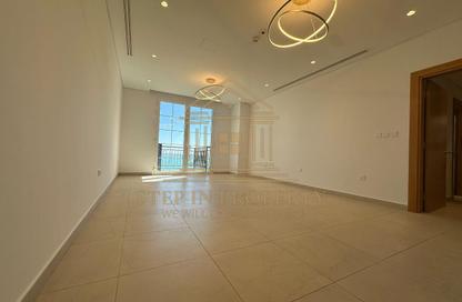 Apartment - 2 Bedrooms - 3 Bathrooms for rent in Floresta Gardens - Floresta Gardens - The Pearl Island - Doha Apartment - 2 Bedrooms - 3 Bathrooms for rent in Floresta Gardens - Floresta Gardens - The Pearl Island - Doha