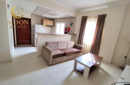 Apartment - 1 - 1 for rent in Umm Ghwailina Comm - Umm Ghuwalina - Umm Ghuwailina - Doha