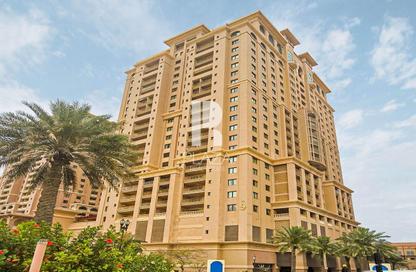 Apartment - 4 Bedrooms - 3 Bathrooms for rent in Tower 4 - Porto Arabia - The Pearl Island - Doha