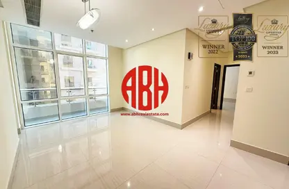 شقة - 2 غرف نوم - 3 حمامات للايجار في مرتفعات مارينا لوسيل - منطقة المارينا - الوسيل