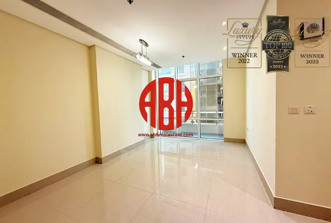 1004935 - Property Image 2