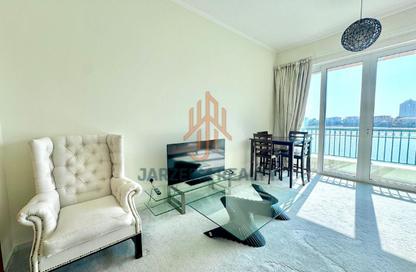 Apartment - Studio - 1 for rent in Viva West - Viva Bahriyah - The Pearl Island - Doha