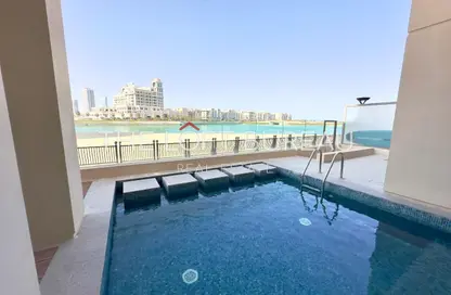 Villa - 5 Bedrooms - 6 Bathrooms for rent in Abraj Bay - Abraj Quartiers - The Pearl Island - Doha