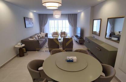 Apartment - 2 Bedrooms - 3 Bathrooms for sale in Viva West - Viva Bahriyah - The Pearl Island - Doha