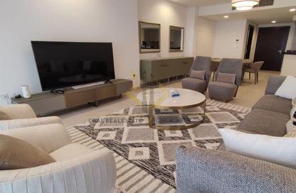 Apartment - 2 Bedrooms - 3 Bathrooms for sale in Viva West - Viva Bahriyah - The Pearl Island - Doha