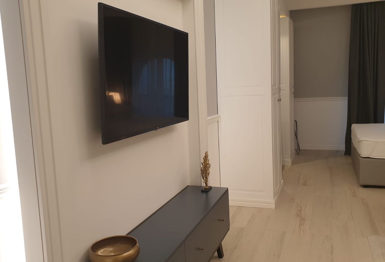 Furnished Studio Apartment in Al Sadd
