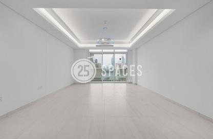 Apartment - 2 Bedrooms - 4 Bathrooms for rent in Crystal Residence - Gewan Island - The Pearl Island - Doha