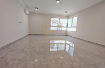 Apartment - 3 Bedrooms - 4 Bathrooms for rent in Musheireb Apartments - Musheireb - Doha