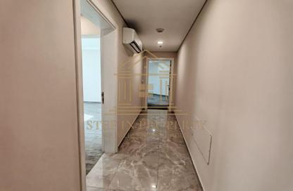 Apartment - 3 Bedrooms - 4 Bathrooms for rent in Musheireb Apartments - Musheireb - Doha