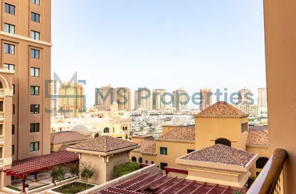 Apartment - 2 Bedrooms - 3 Bathrooms for rent in West Porto Drive - Porto Arabia - The Pearl Island - Doha