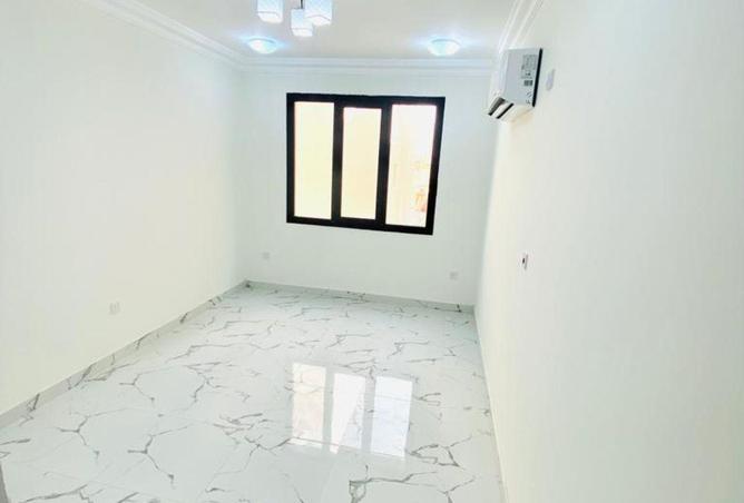 54103278 - Property Image 2