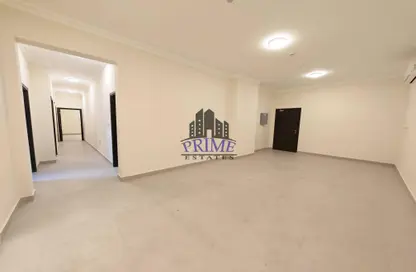 Apartment - 3 Bedrooms - 2 Bathrooms for rent in Anas Street - Fereej Bin Mahmoud North - Fereej Bin Mahmoud - Doha