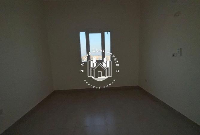 1008694 - Property Image 2