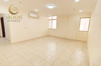 Apartment - 3 Bedrooms - 3 Bathrooms for rent in Al Nasr Street - Al Nasr - Doha