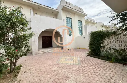 Villa - 3 Bedrooms - 4 Bathrooms for rent in Palm Village residence - New Salata - Salata - Doha
