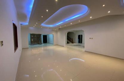 Villa - 6 Bedrooms - 6 Bathrooms for rent in Al Kharaitiyat - Al Kharaitiyat - Al Kharaitiyat - Umm Salal Mohammed