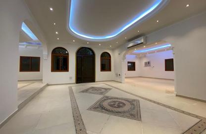 Villa - 6 Bedrooms - 6 Bathrooms for rent in Al Kharaitiyat - Al Kharaitiyat - Al Kharaitiyat - Umm Salal Mohammed