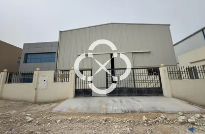 Warehouse - Studio for rent in East Industrial Street - Birkat Al Awamer - Al Wakra