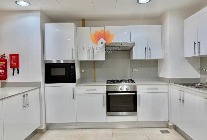 53570423 - صورة العقار 3