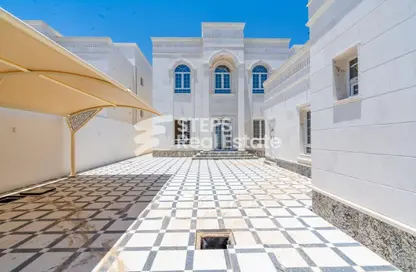 Villa - 7+ Bedrooms - 7+ Bathrooms for sale in Umm Qarn - Al Daayen