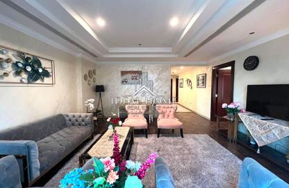 Apartment - 1 Bedroom - 2 Bathrooms for rent in West Porto Drive - Porto Arabia - The Pearl Island - Doha
