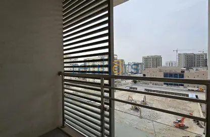 Apartment - 2 Bedrooms - 2 Bathrooms for rent in Lusail Marina Heights - Marina District - Lusail