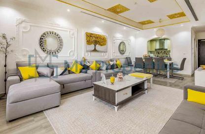 Apartment - 1 Bedroom - 2 Bathrooms for sale in West Porto Drive - Porto Arabia - The Pearl Island - Doha Apartment - 1 Bedroom - 2 Bathrooms for sale in West Porto Drive - Porto Arabia - The Pearl Island - Doha