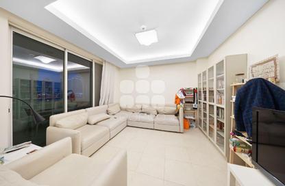 Apartment - 1 - 2 for sale in Viva West - Viva Bahriyah - The Pearl Island - Doha