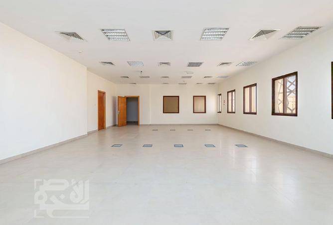 54876100 - Property Image 2