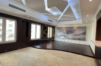 Apartment - 3 Bedrooms - 4 Bathrooms for rent in East Porto Drive - Porto Arabia - The Pearl Island - Doha Apartment - 3 Bedrooms - 4 Bathrooms for rent in East Porto Drive - Porto Arabia - The Pearl Island - Doha