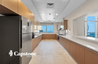 Apartment - 4 Bedrooms - 6 Bathrooms for rent in Lusail Residence - Marina District - Lusail