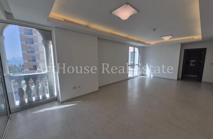 Apartment - 2 Bedrooms - 3 Bathrooms for sale in Viva Bahriyah - The Pearl Island - Doha