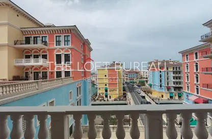 Apartment - 3 Bedrooms - 4 Bathrooms for rent in Teatro - Qanat Quartier - The Pearl Island - Doha