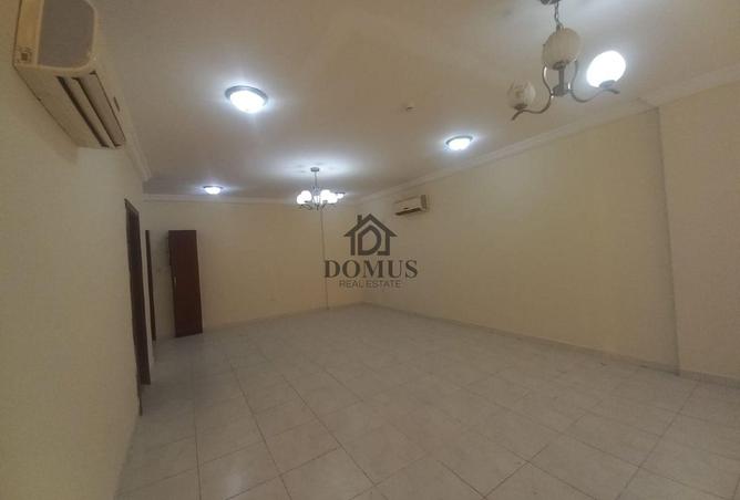 1005698 - Property Image 2