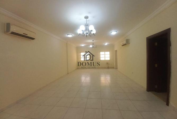 1005698 - Property Main Image