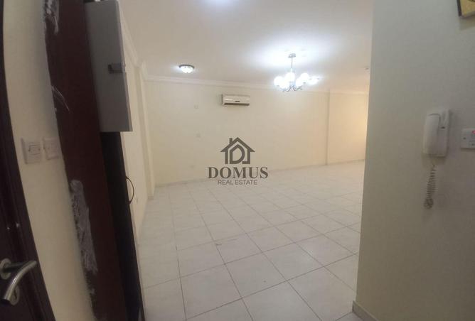 1005698 - Property Image 3