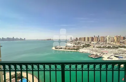 (بنتهاوس  (روف - 4 غرف نوم - 6 حمامات للايجار في تاور 29 - فيفا بحرية - جزيرة اللؤلؤة - الدوحة