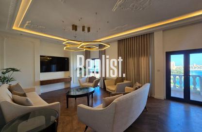 Apartment - 2 Bedrooms - 3 Bathrooms for sale in Mercato - Qanat Quartier - The Pearl Island - Doha