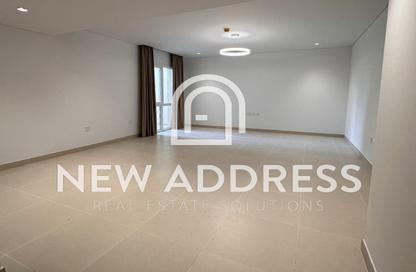 Apartment - 2 Bedrooms - 3 Bathrooms for rent in Corniche Road - Corniche Road - Doha Apartment - 2 Bedrooms - 3 Bathrooms for rent in Corniche Road - Corniche Road - Doha