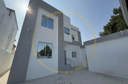 فيلا - 8 غرف نوم للايجار في أم صلال محمد - مدينة أم صلال - الدوحة