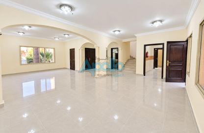 Villa - 4 - 5 for rent in Souk Al gharaffa - Al Gharrafa - Doha