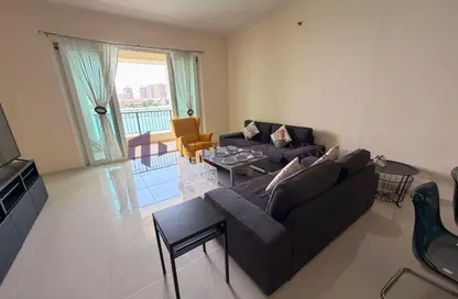 Townhouse - 2 Bedrooms - 2 Bathrooms for rent in Viva West - Viva Bahriyah - The Pearl Island - Doha