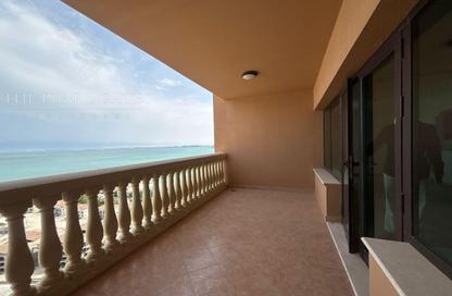 Apartment - 2 Bedrooms - 3 Bathrooms for rent in East Porto Drive - Porto Arabia - The Pearl Island - Doha