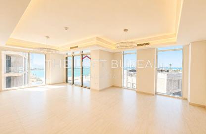 Apartment - 3 Bedrooms - 5 Bathrooms for sale in Crystal Residence - Gewan Island - The Pearl Island - Doha