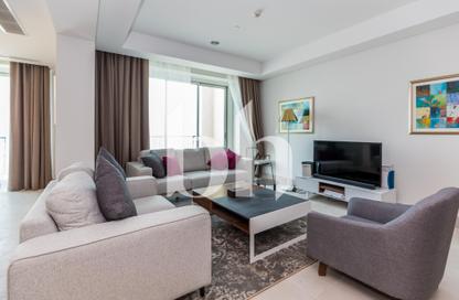 Apartment - 2 Bedrooms - 3 Bathrooms for rent in Viva West - Viva Bahriyah - The Pearl Island - Doha