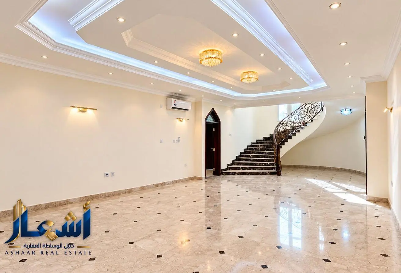 63810825 - Property Main Image