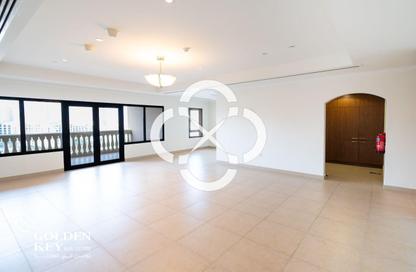 Apartment - 2 Bedrooms - 3 Bathrooms for rent in West Porto Drive - Porto Arabia - The Pearl Island - Doha