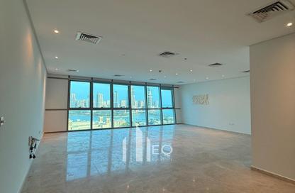 Apartment - 2 Bedrooms - 4 Bathrooms for rent in Legtaifiya Lagoon - West Bay - Doha