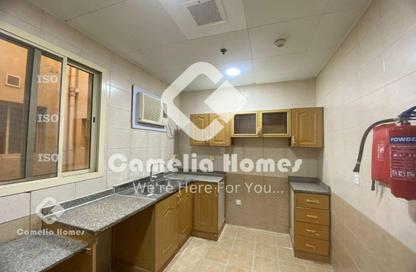 Apartment - 2 Bedrooms - 3 Bathrooms for rent in Al Nasr Street - Al Nasr - Doha